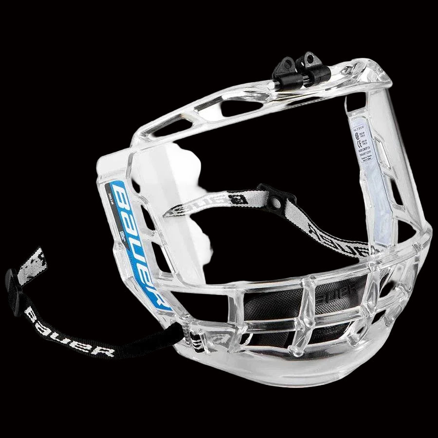 Bauer Concept 3 Full Shield Junior/Senior with anti-fog coating and polycarbonate protection.
