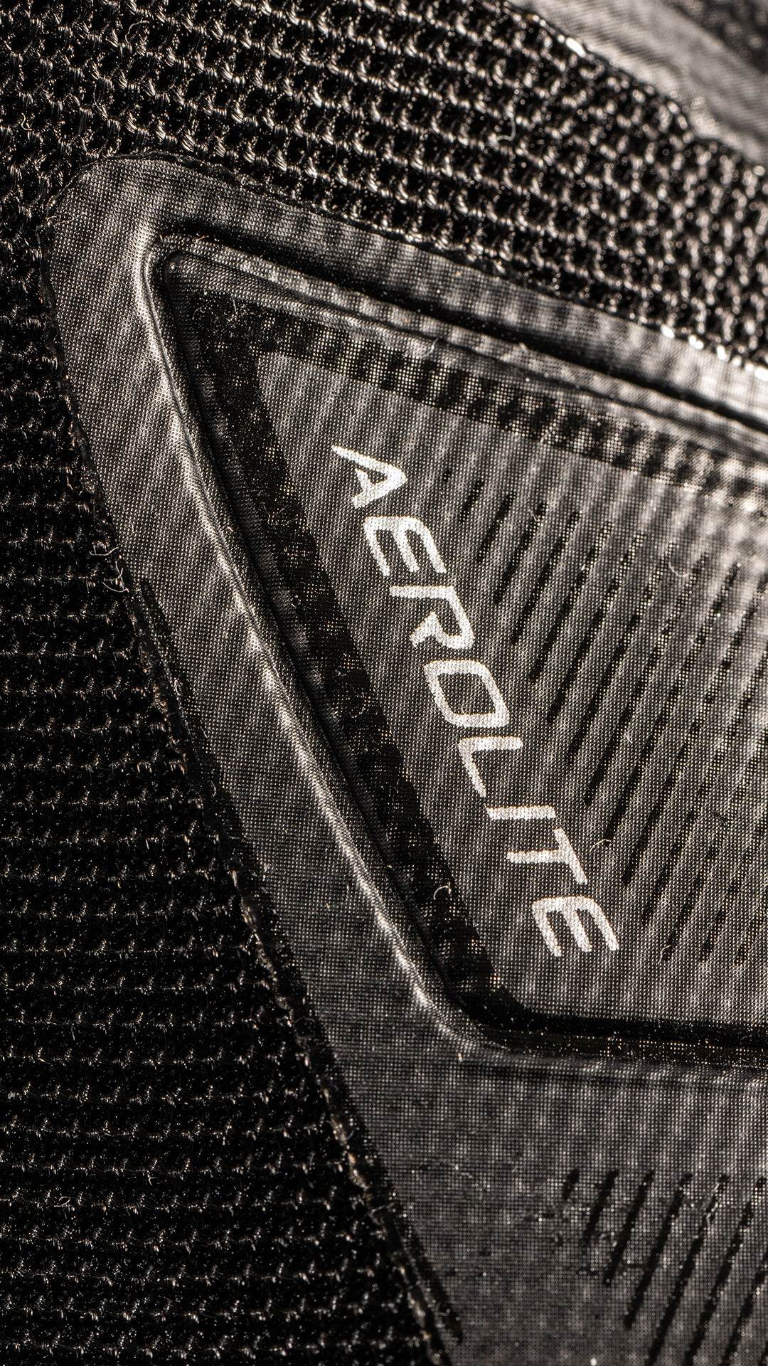 Close-up of Bauer Vapor Hyperlite2 Skates with Aerolite 2.0 Tongue feature.