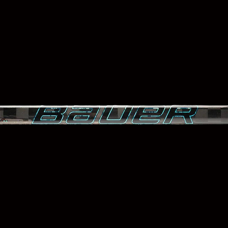 Bauer Twitch Hockey Stick Senior with advanced TWITCH Taper technology for optimized flex and fast recoil.