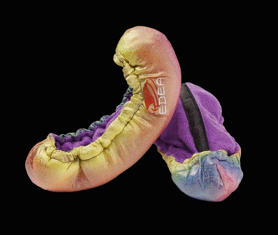 Colorful Edea Iris Blade Soaker with embroidered logo and padding.