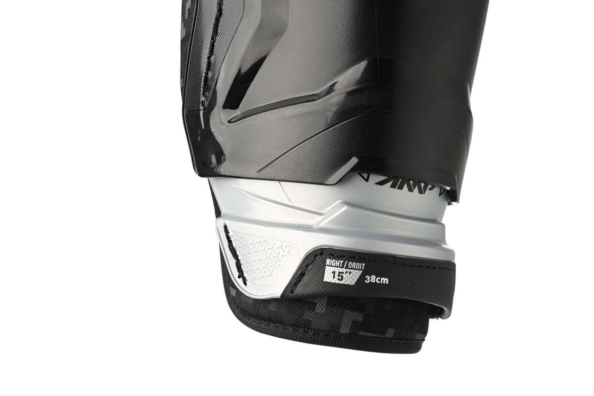 Bauer Supreme M3 Shin Pads with X-FLEX Shield Cap for protection and mobility.