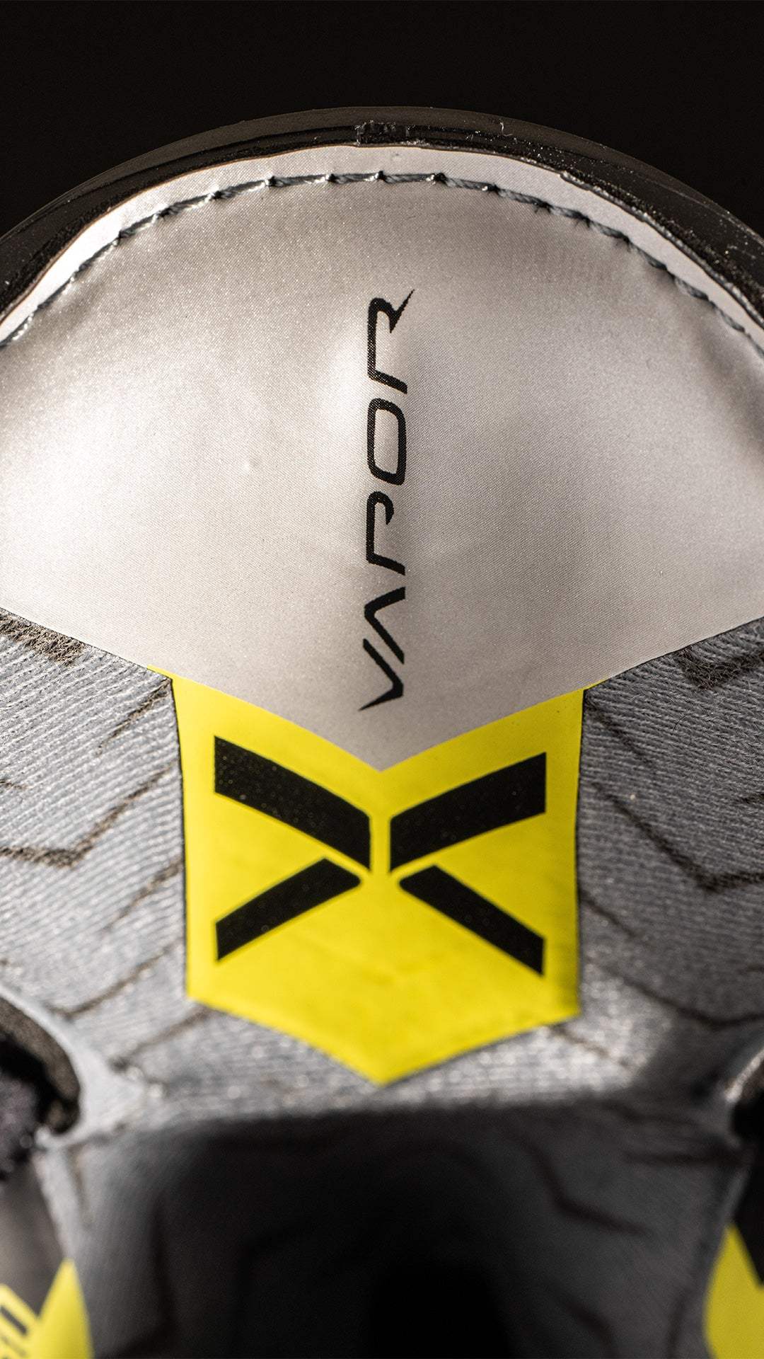 Bauer Vapor Hyperlite2 Skates with Aerolite 2.0 Tongue and Hyperflex Technology.