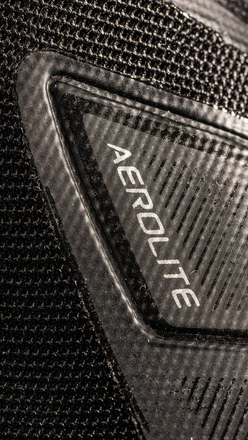Close-up of Bauer Vapor Hyperlite2 Skates with Aerolite 2.0 Tongue feature.