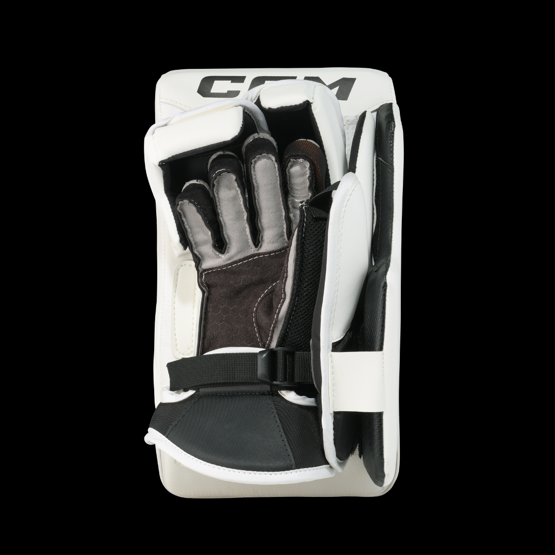 CCM AXIS XF Goalie Blocker
